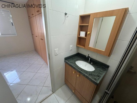 Apartamento para alugar com 2 quartos, 64m² - Foto 47