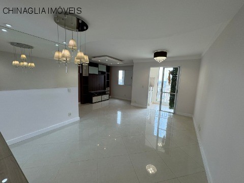 Apartamento à venda com 2 quartos, 77m² - Foto 3