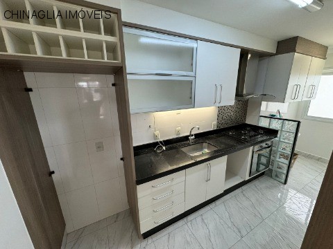 Apartamento à venda com 2 quartos, 77m² - Foto 4