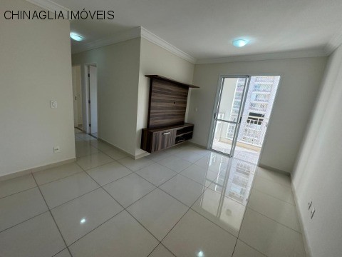 Apartamento para alugar com 3 quartos, 77m² - Foto 5