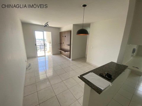 Apartamento para alugar com 3 quartos, 77m² - Foto 2