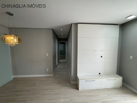 Apartamento para alugar com 3 quartos, 77m² - Foto 4