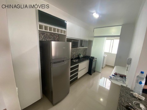 Apartamento para alugar com 3 quartos, 77m² - Foto 3