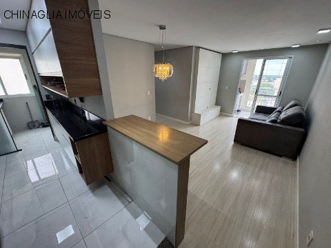 Apartamento para alugar com 3 quartos, 77m² - Foto 1