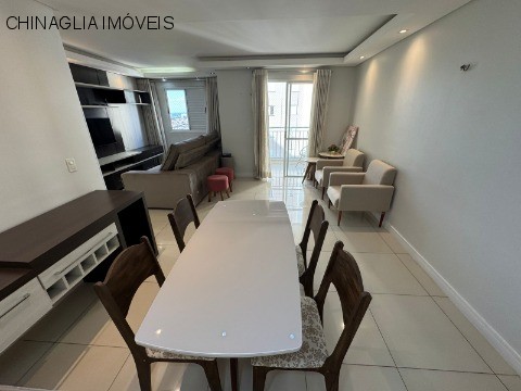 Apartamento para alugar com 2 quartos, 77m² - Foto 4