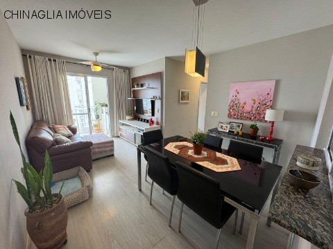 Apartamento à venda com 3 quartos, 77m² - Foto 2