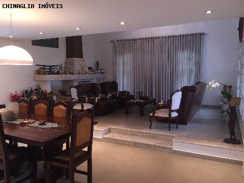 Casa à venda com 3 quartos, 1500m² - Foto 42