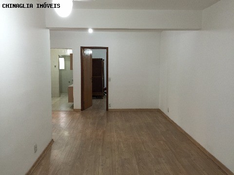 Apartamento à venda com 2 quartos, 73m² - Foto 4