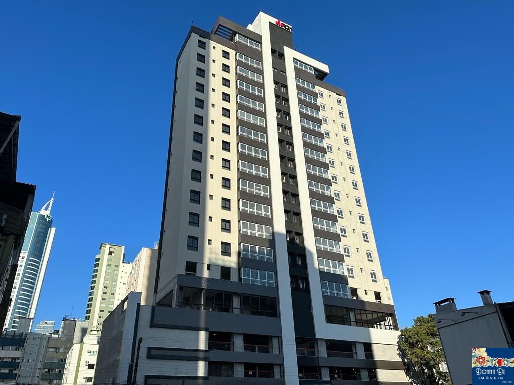 RESIDENCIAL PORTO ROTTERDAM - COBERTURA DUPLEX - 04 SUÍTES - COM PISCINA - ÁREA PRIVATIVA 264M².