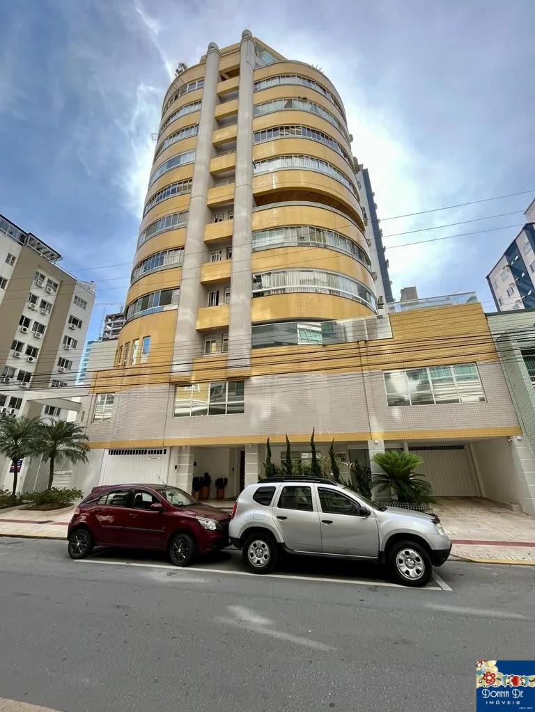 RESIDENCIAL PRAIA BELLA - APARTAMENTO DIFERENCIADO - 04 SUÍTES - COM 201M² PRIVATIVOS - NA BARRA SUL.