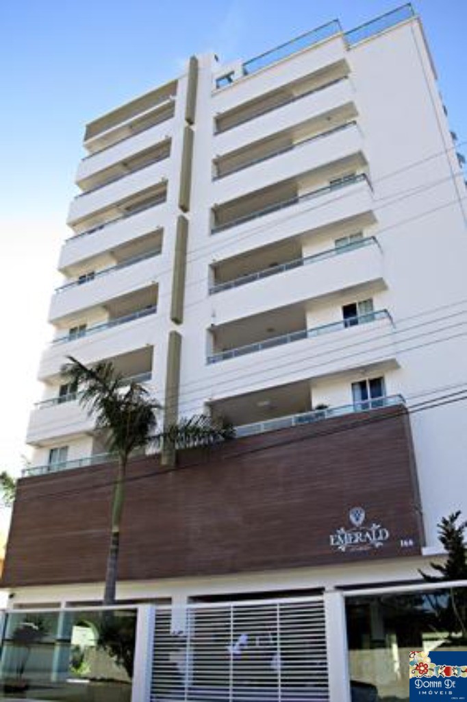 EMERALD RESIDENCE - APARTRAMENTO 02 DORMITÓRIOS, SENDO 01 SUÍTE - MOBILIADO - NA PRAIA BRAVA.