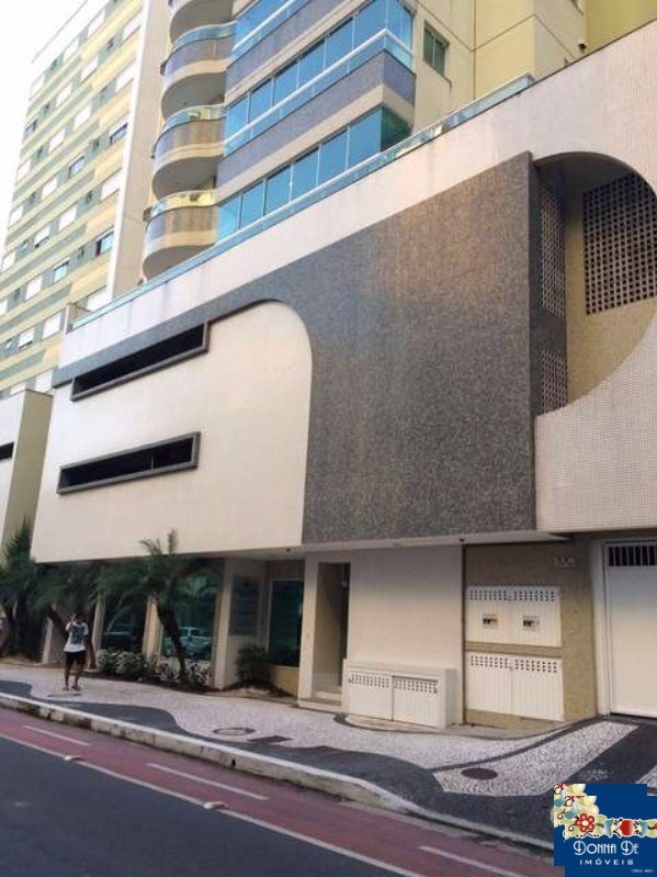 EDIFÍCIO PÉROLA DO ATLÂNTICO - SALA COMERCIAL TÉRREO - 51M² PRIVATIVOS - NA RUA 2500, PRÓXIMO A AV. BRASIL.