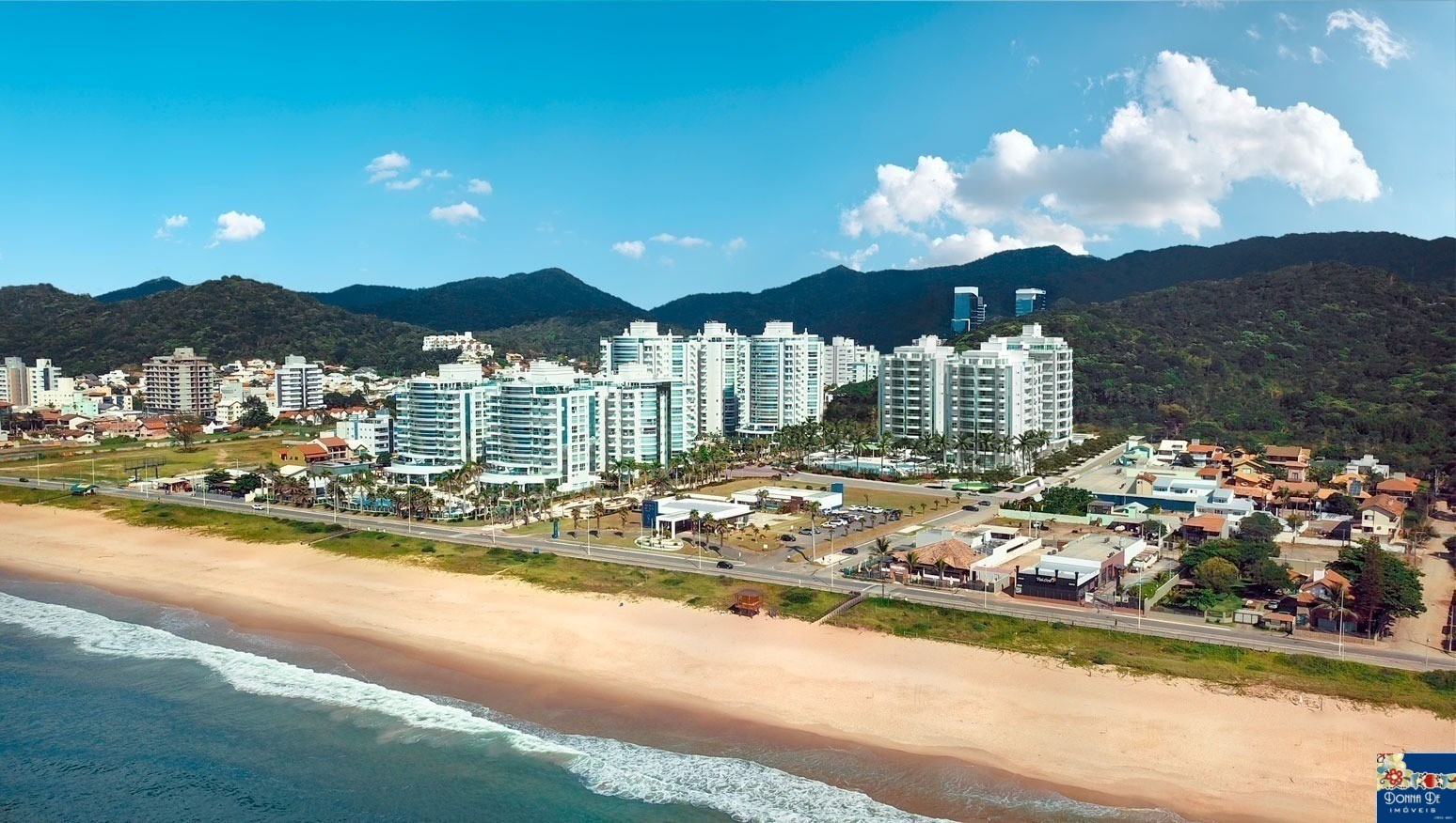 BRAVA BEACH - RESERVA FIGUEIRA - TORRE IPÊ - APARTAMENTO DIFERENCIADO - 03 SUÍTES - COM 231M² PRIVATIVO - NA PRAIA BRAVA.