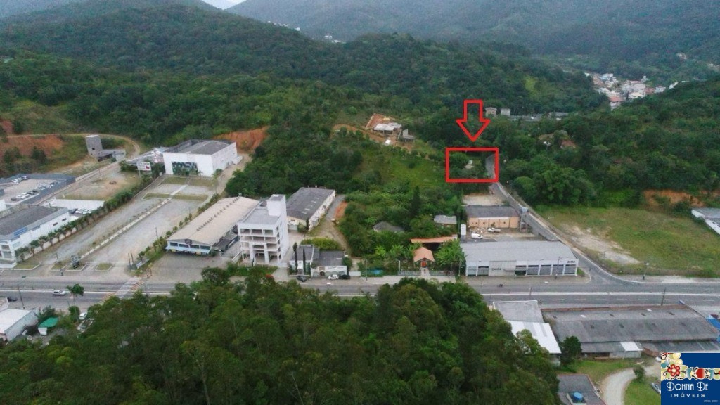 TERRENO NA AVENIDA DAS ARAPONGAS - COM 306M² PRIVATIVOS - PRÓXIMO A AVENIDA DO ESTADO.