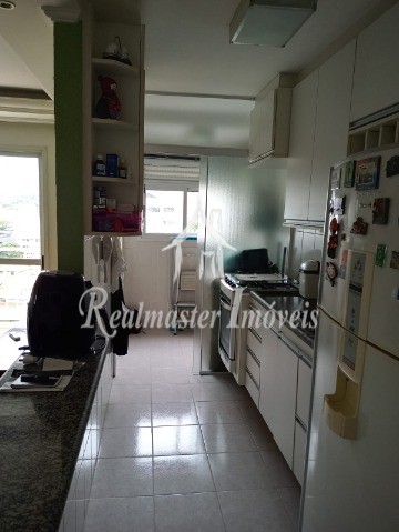 Apartamento à venda com 2 quartos, 60m² - Foto 21