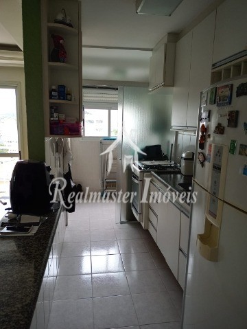 Apartamento à venda com 2 quartos, 60m² - Foto 19