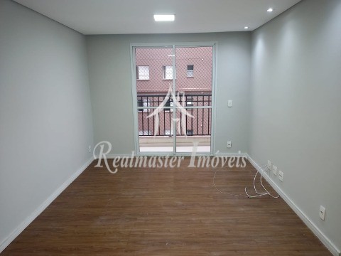 Apartamento à venda com 3 quartos, 72m² - Foto 1