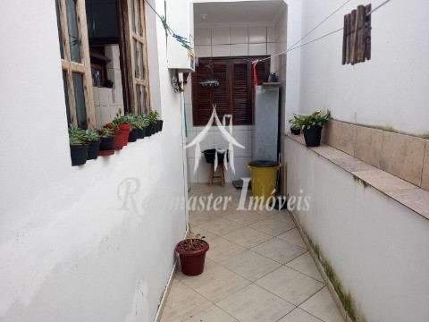 Casa à venda com 2 quartos, 106m² - Foto 19