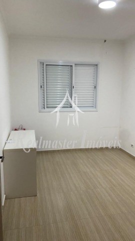 Apartamento à venda com 3 quartos, 133m² - Foto 2