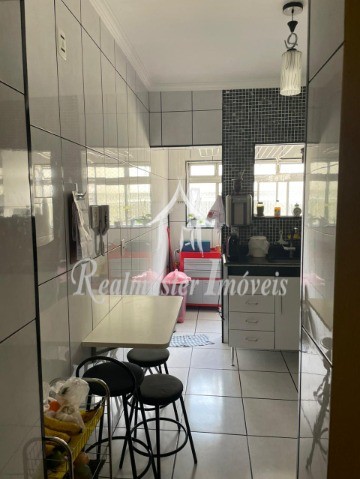 Apartamento à venda com 2 quartos, 62m² - Foto 18