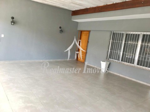 Casa à venda com 5 quartos, 258m² - Foto 2