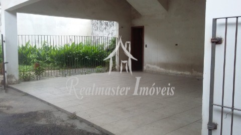 Casa à venda com 3 quartos, 300m² - Foto 37