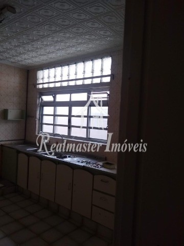 Casa para alugar com 3 quartos, 131m² - Foto 11