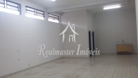 Casa à venda com 3 quartos, 300m² - Foto 17