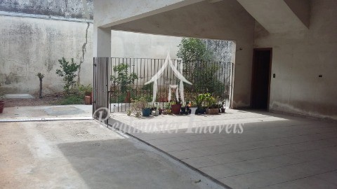 Casa à venda com 3 quartos, 300m² - Foto 14