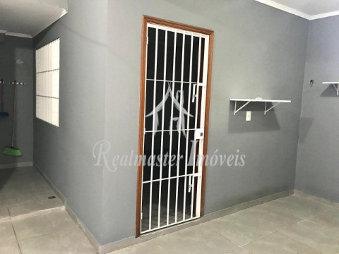 Casa à venda com 5 quartos, 258m² - Foto 11