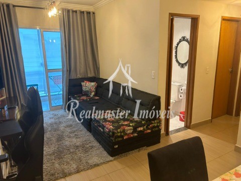 Apartamento à venda com 2 quartos, 67m² - Foto 4