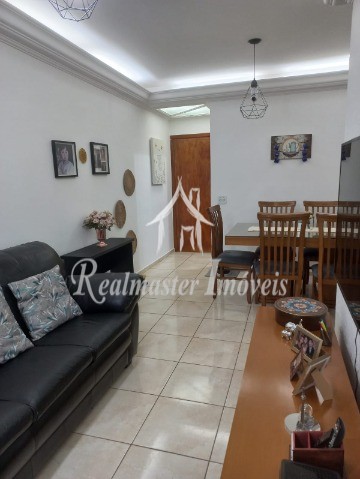 Apartamento à venda com 3 quartos, 72m² - Foto 2