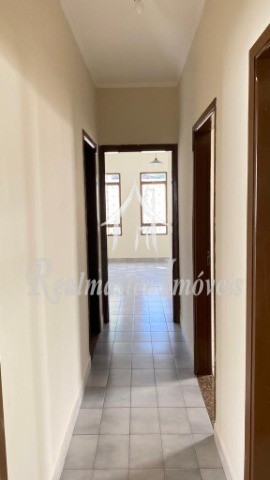 Casa à venda com 3 quartos, 300m² - Foto 9