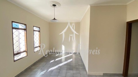 Casa à venda com 3 quartos, 300m² - Foto 14