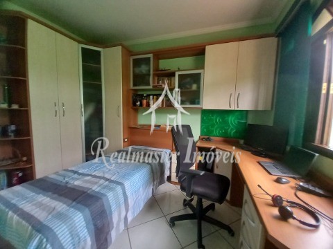 Casa à venda com 3 quartos, 416m² - Foto 4