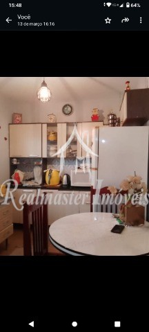 Casa à venda com 3 quartos, 132m² - Foto 1