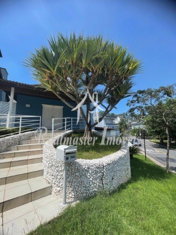 Casa de Condomínio à venda com 5 quartos, 542m² - Foto 2
