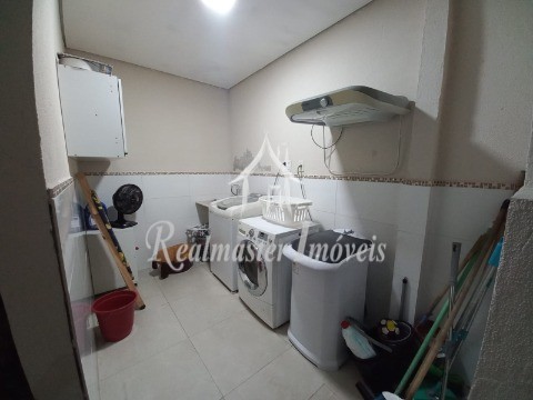 Prédio Inteiro à venda com 6 quartos, 650m² - Foto 11
