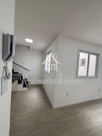 Cobertura à venda com 2 quartos, 76m² - Foto 4