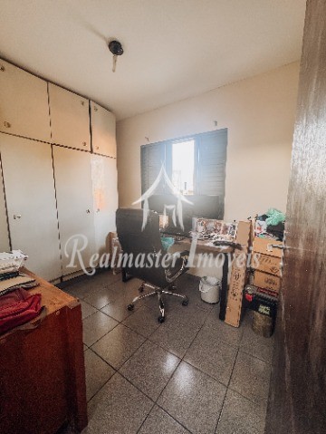 Casa, 5 quartos, 220 m² - Foto 25