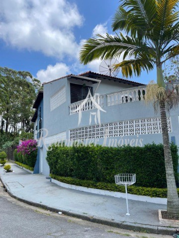 Casa, 4 quartos, 215 m² - Foto 1