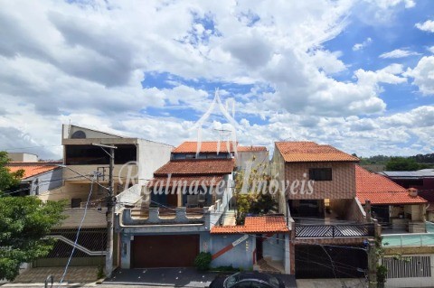 Casa, 4 quartos, 143 m² - Foto 1
