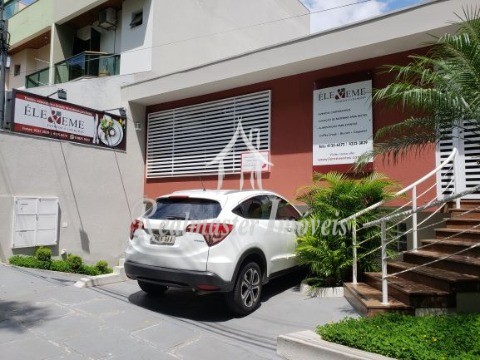 Casa, 4 quartos, 350 m² - Foto 1