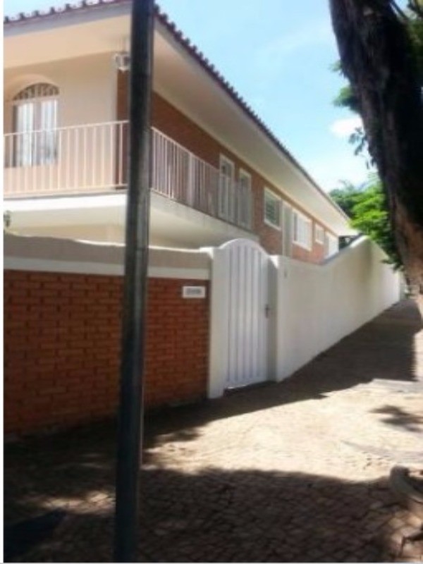 Casa à venda com 4 quartos, 261m² - Foto 3