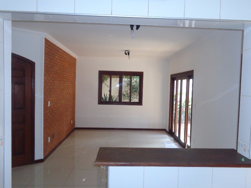 Casa à venda com 3 quartos, 275m² - Foto 4