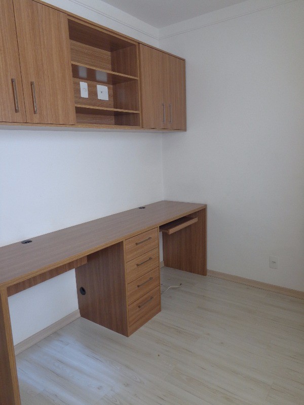 Apartamento à venda com 3 quartos, 75m² - Foto 14