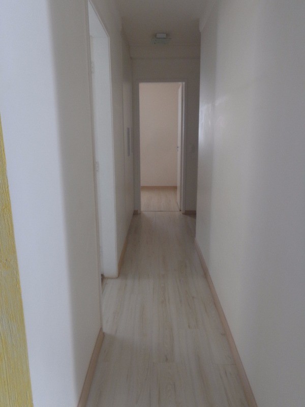 Apartamento à venda com 3 quartos, 75m² - Foto 19