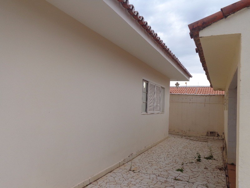 Casa à venda com 4 quartos, 261m² - Foto 25