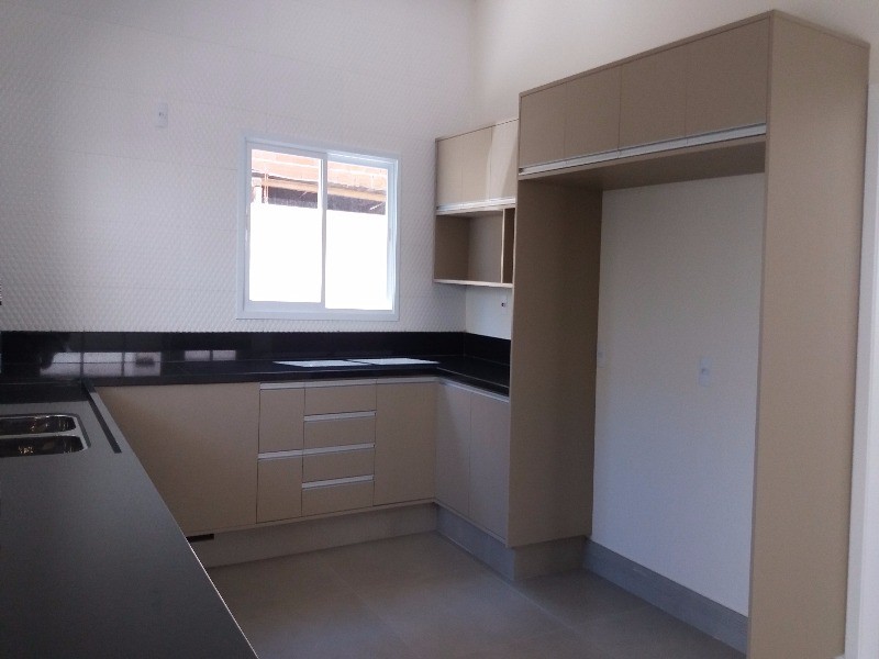 Casa à venda com 4 quartos, 340m² - Foto 38