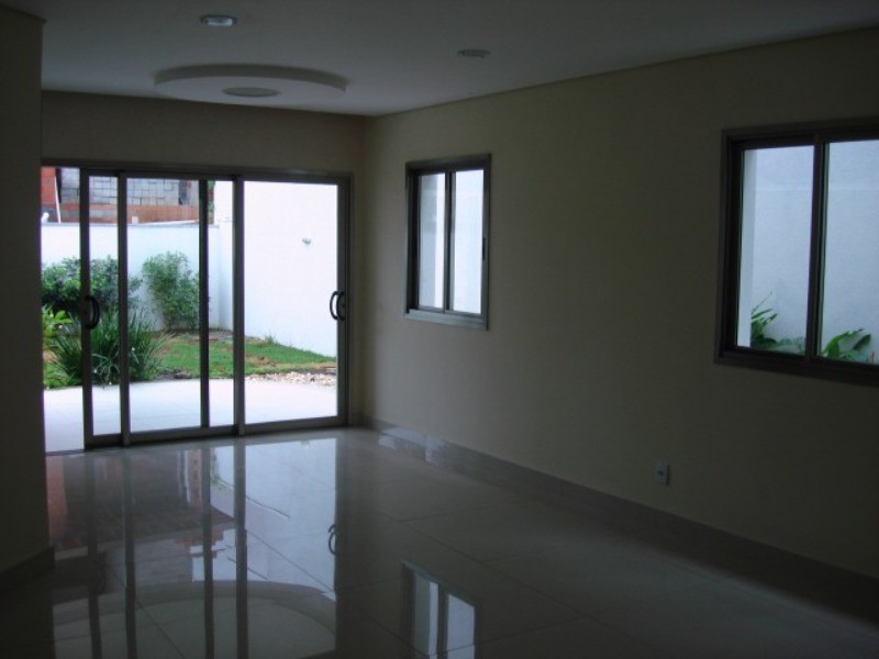 Casa à venda com 3 quartos, 330m² - Foto 10